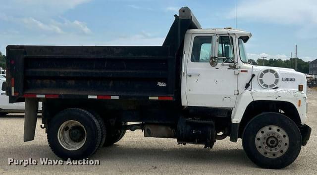 Image of Ford L9000 equipment image 3