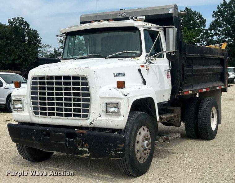 Image of Ford L9000 Primary image