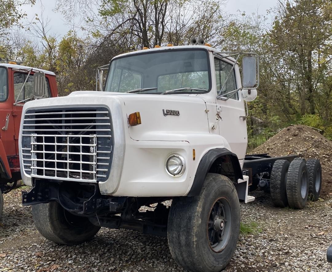 Image of Ford L9000 Primary image