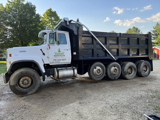 Image of Ford L9000 equipment image 1