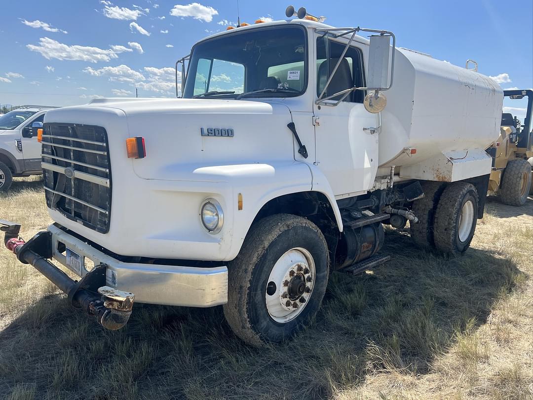 Image of Ford L9000 Primary image