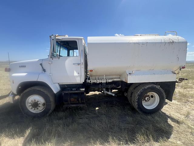 Image of Ford L9000 equipment image 1