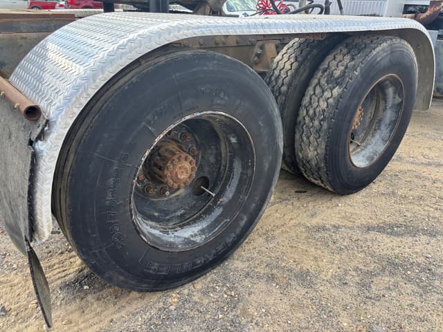 Image of Ford LA8000 equipment image 3