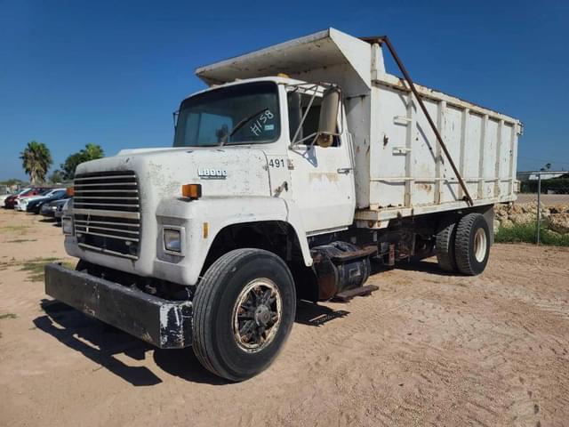 Image of Ford LN8000 equipment image 1