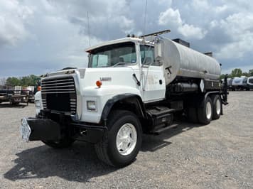 Main image Ford LT9000