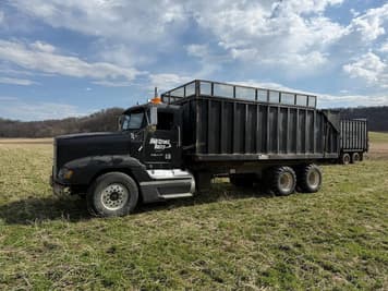 Main image Freightliner FLD112