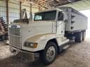 1990 Freightliner FLD120 Image