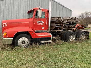 Main image Freightliner FLD120