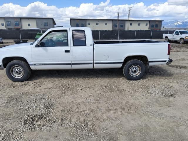 Image of GMC 2500 equipment image 1
