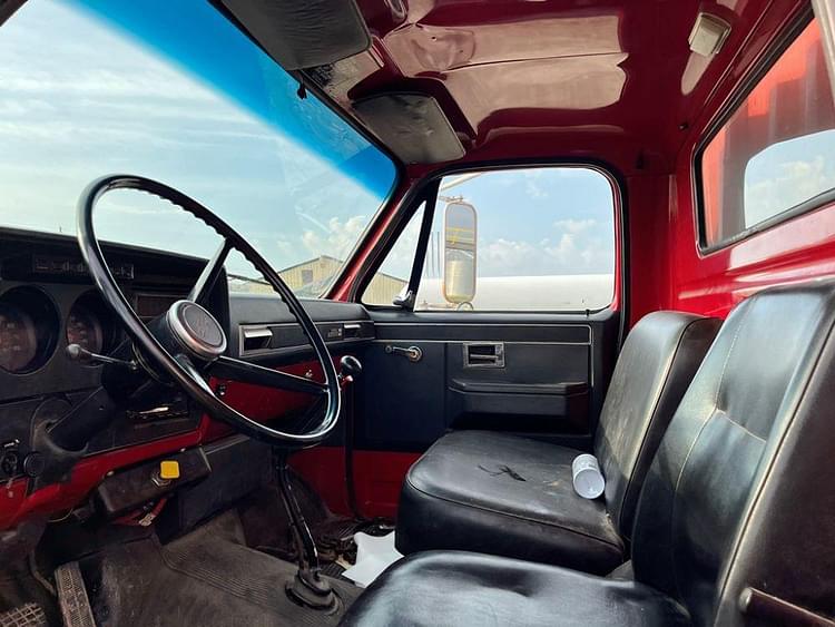 Main image GMC 7000 51