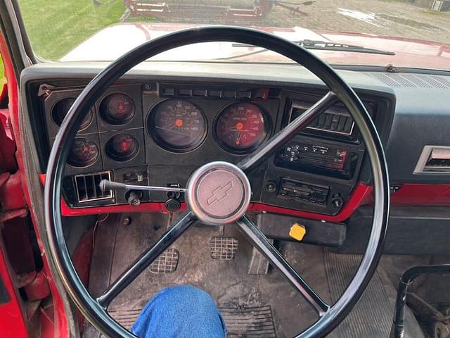 Thumbnail image GMC 7000 55