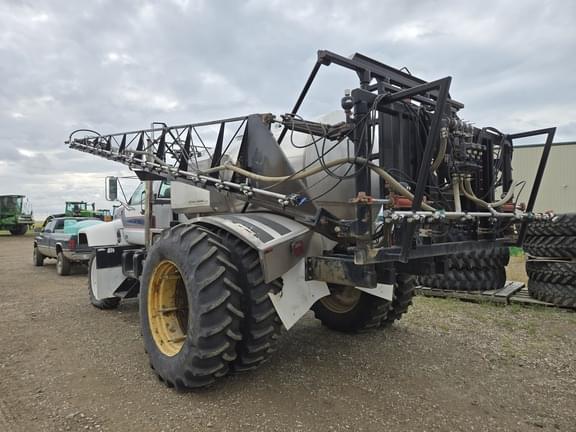 Image of GMC 8500 equipment image 4