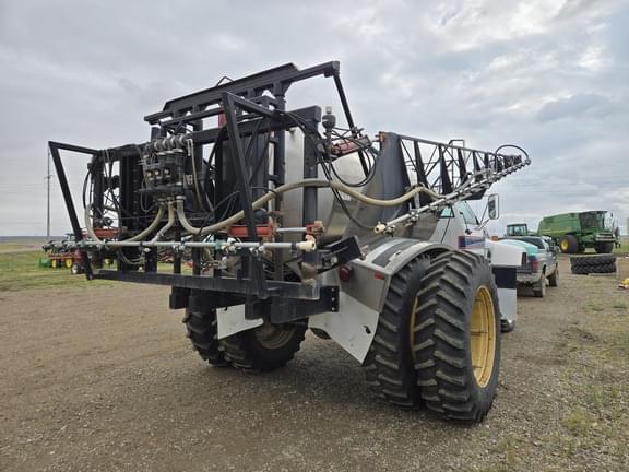 Image of GMC 8500 equipment image 2