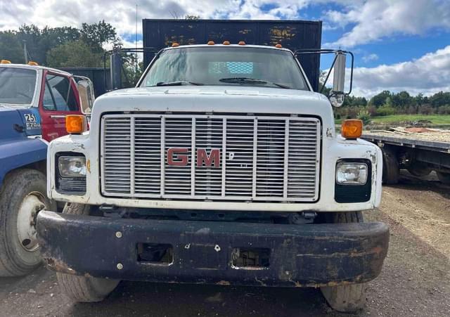 Image of GMC C7000 equipment image 1