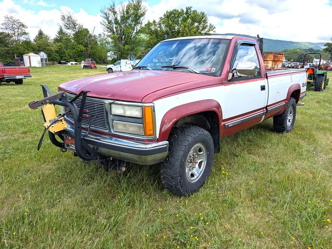 Image of GMC Sierra Primary image