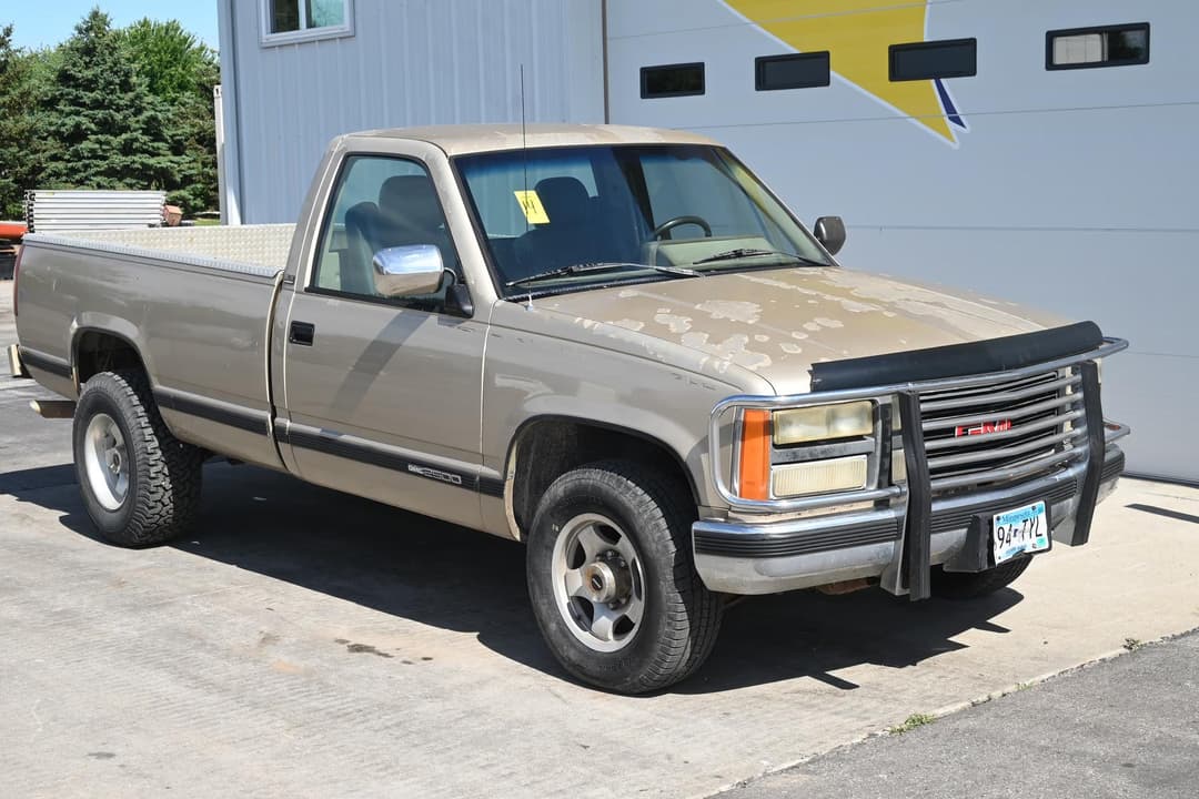 Image of GMC 2500 Primary image