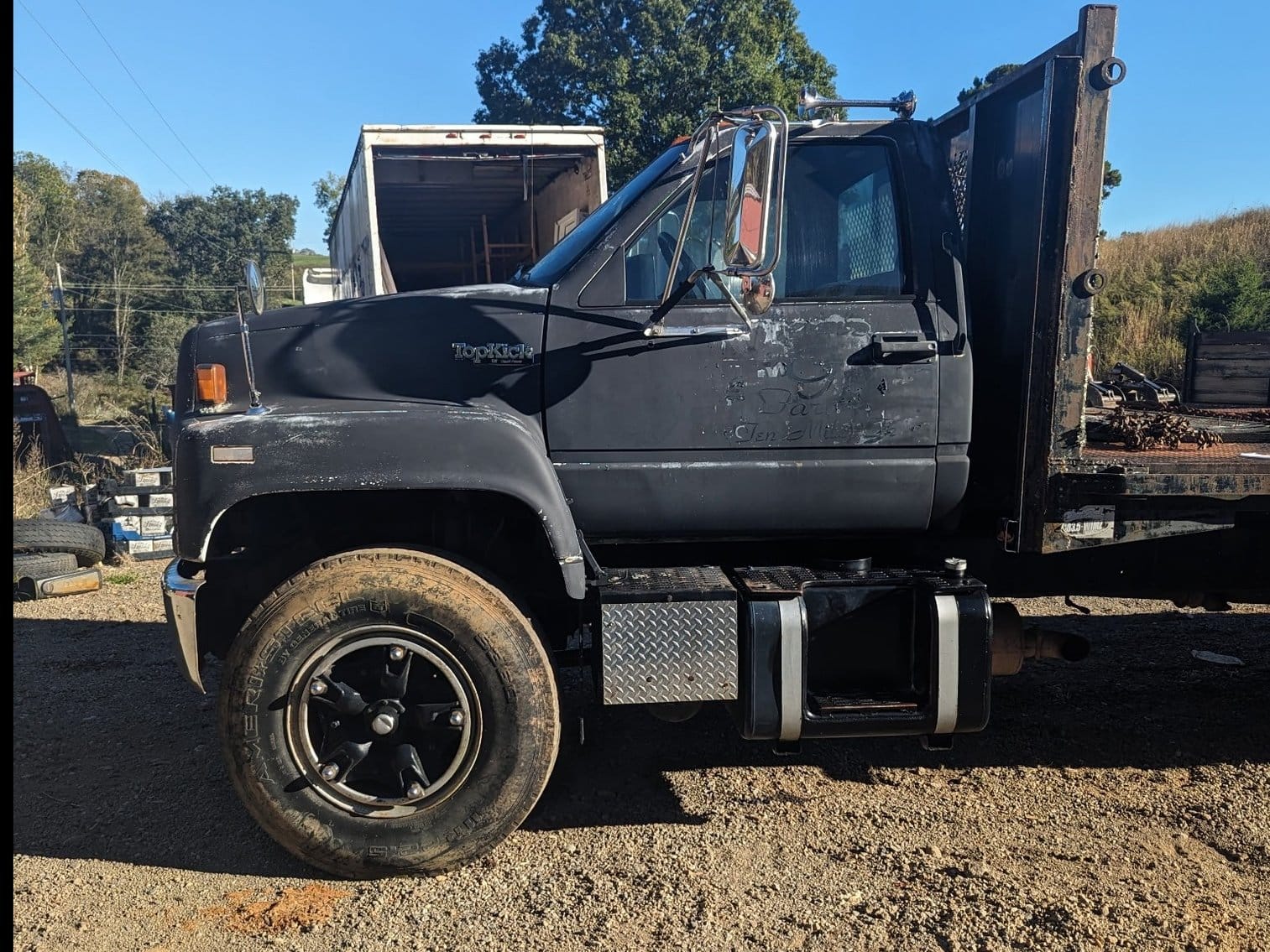 1990 GMC Topkick Equipment Image0