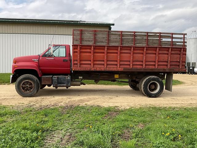 Image of GMC TopKick C6500 equipment image 1
