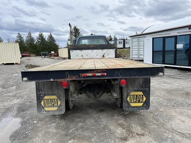 Image of GMC Topkick equipment image 4