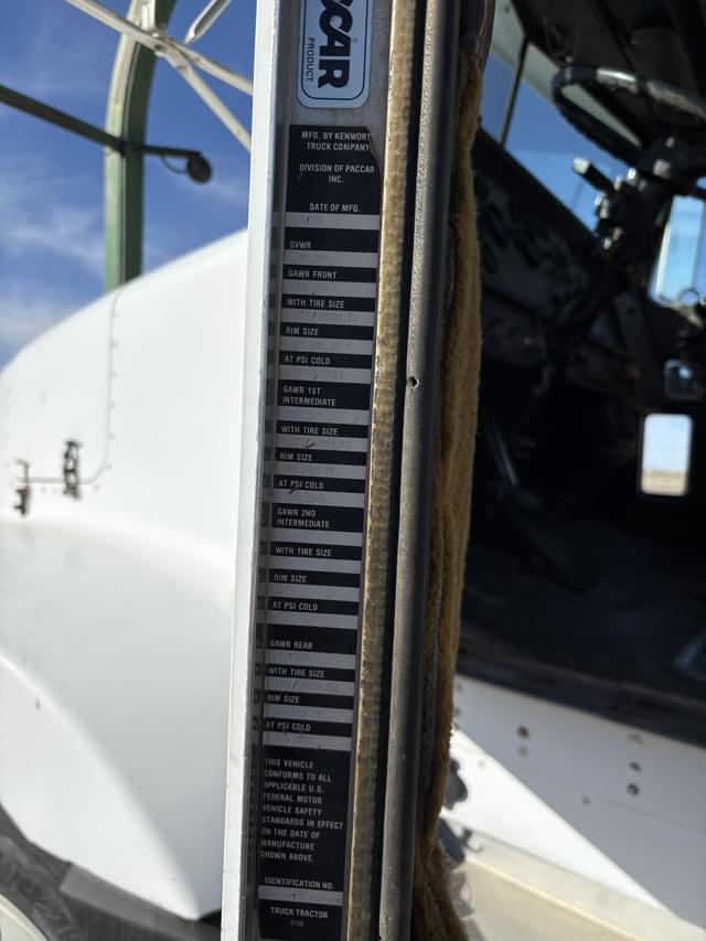 Image of Kenworth T400 equipment image 3