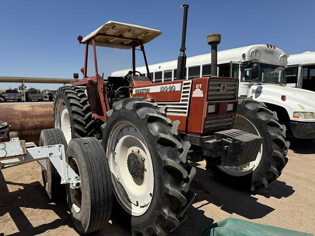 Image of Hesston 100-90 equipment image 1