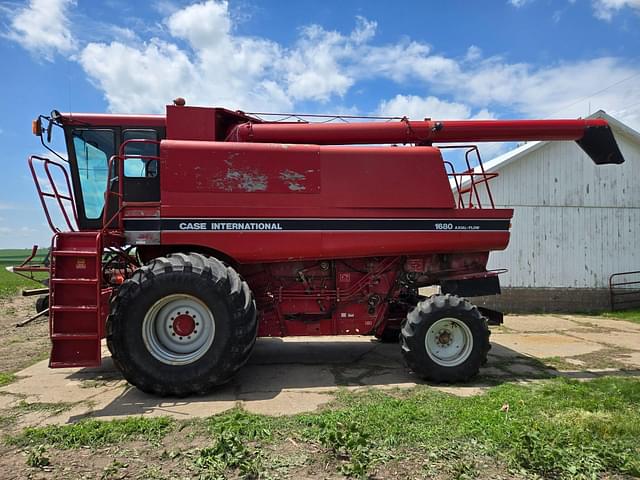 Image of Case IH 1680 equipment image 1