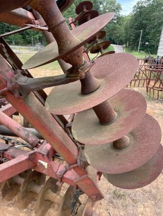 Image of International Harvester Undetermined equipment image 2
