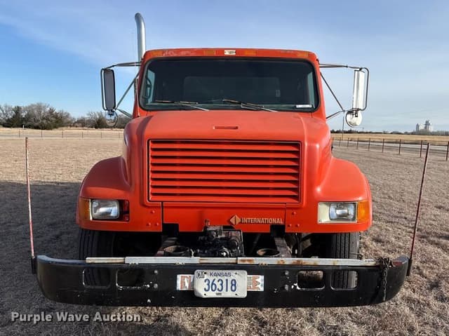 Image of International 4600 equipment image 1