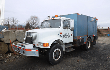 Main image International 4900