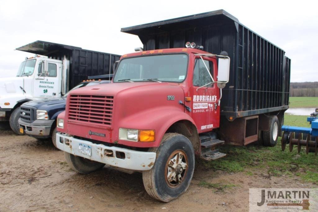 1990 International 4600 Equipment Image0