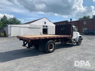 Image of International 4900 equipment image 3