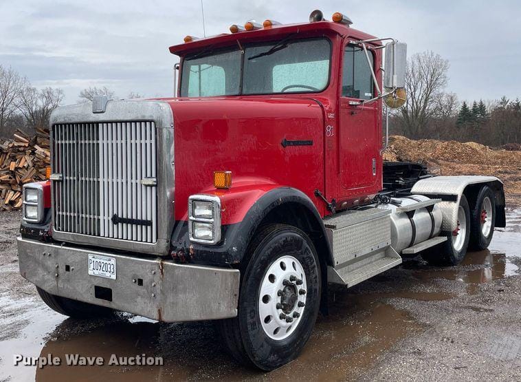 Main image International 9300