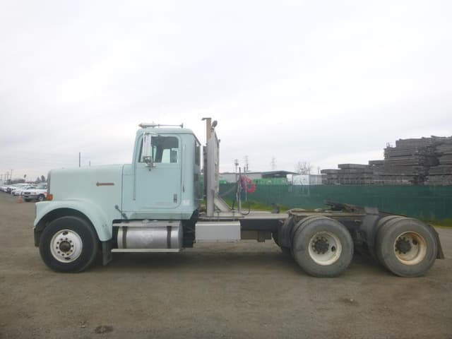 Image of International 9300 equipment image 4