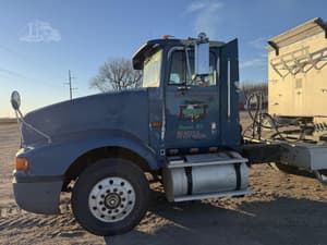 1990 International 9400 Image