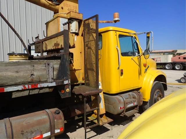 Image of International Boom Truck equipment image 2