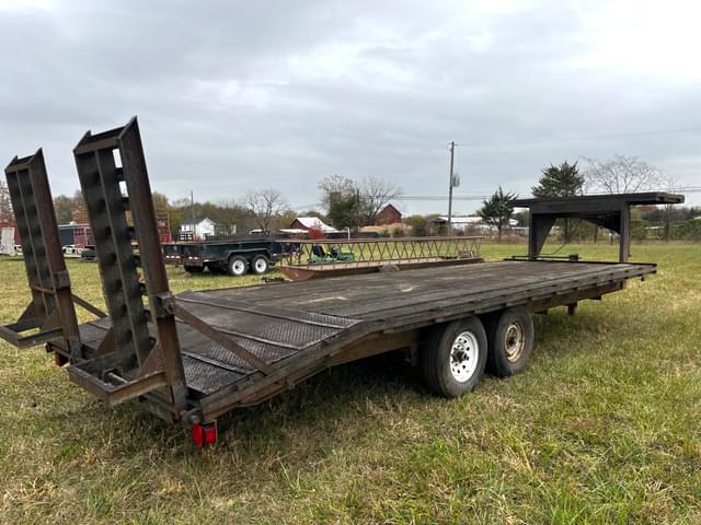 Image of International G-24 equipment image 3