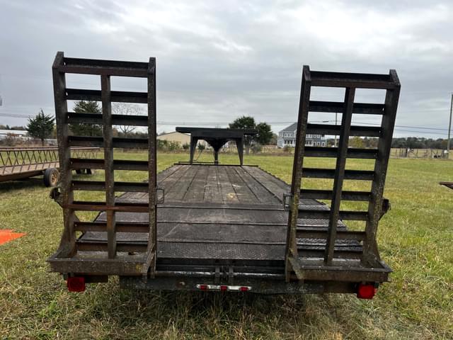 Image of International G-24 equipment image 4