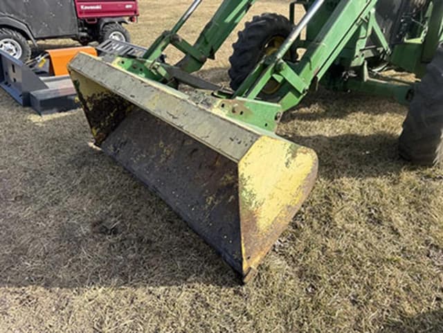 Image of John Deere 2555 equipment image 1