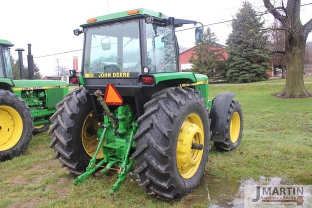 Image of John Deere 4455 equipment image 2