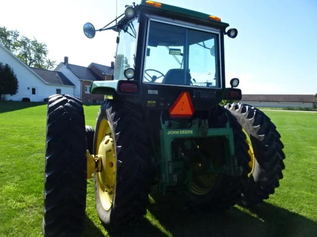 Image of John Deere 4455 equipment image 4