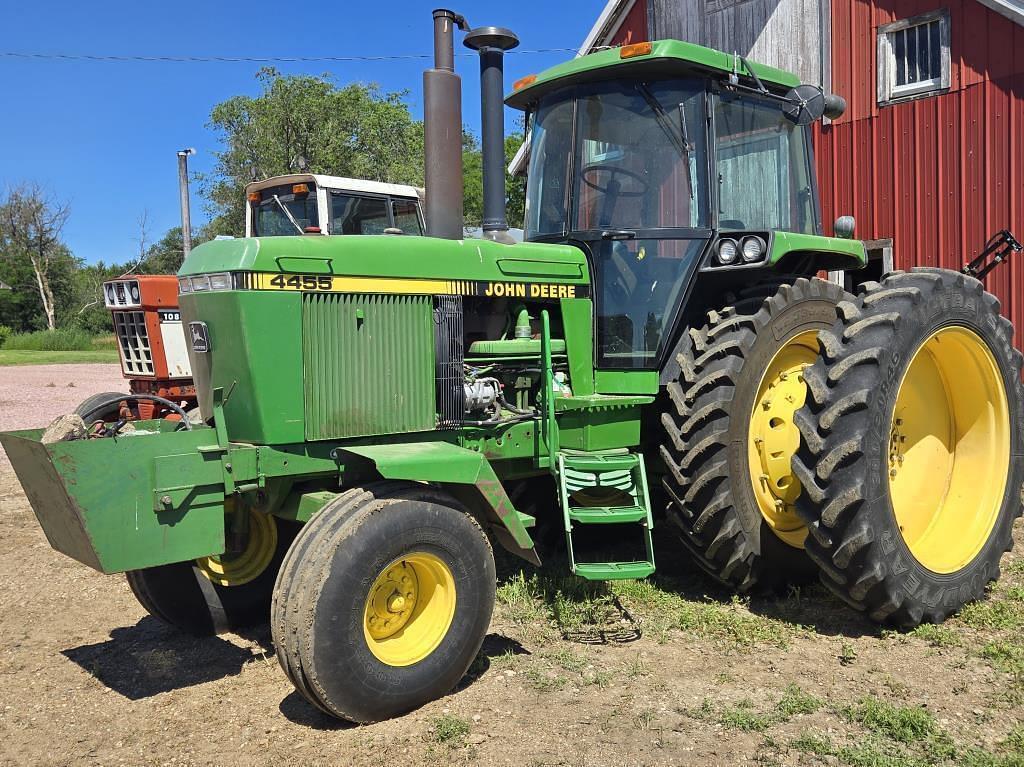 Image of John Deere 4455 Primary image