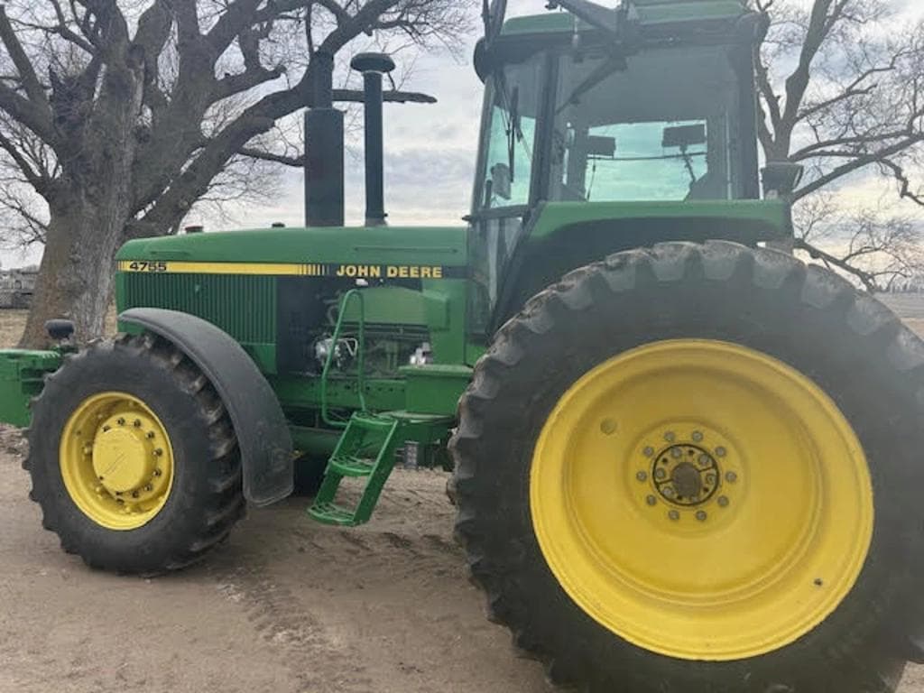 Image of John Deere 4755 Primary image
