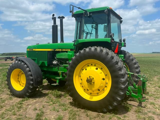 Image of John Deere 4955 equipment image 3