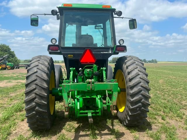 Image of John Deere 4955 equipment image 4