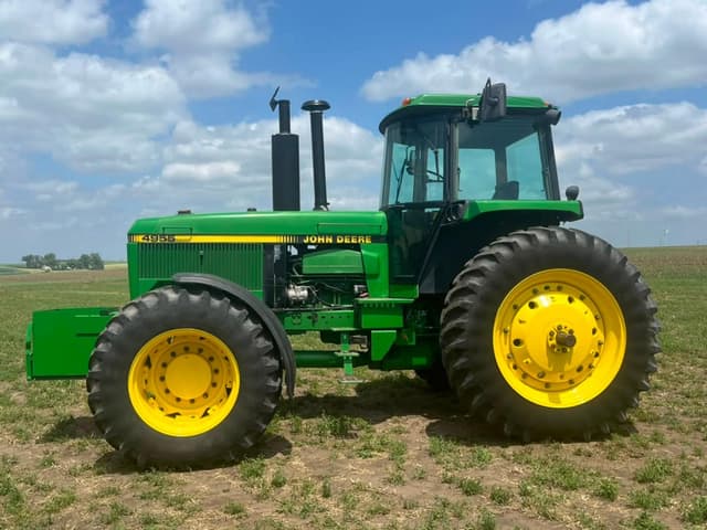 Image of John Deere 4955 equipment image 2