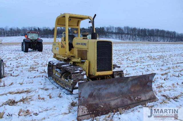 Image of John Deere 550B equipment image 1