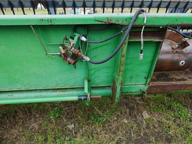 Image of John Deere 925 equipment image 4