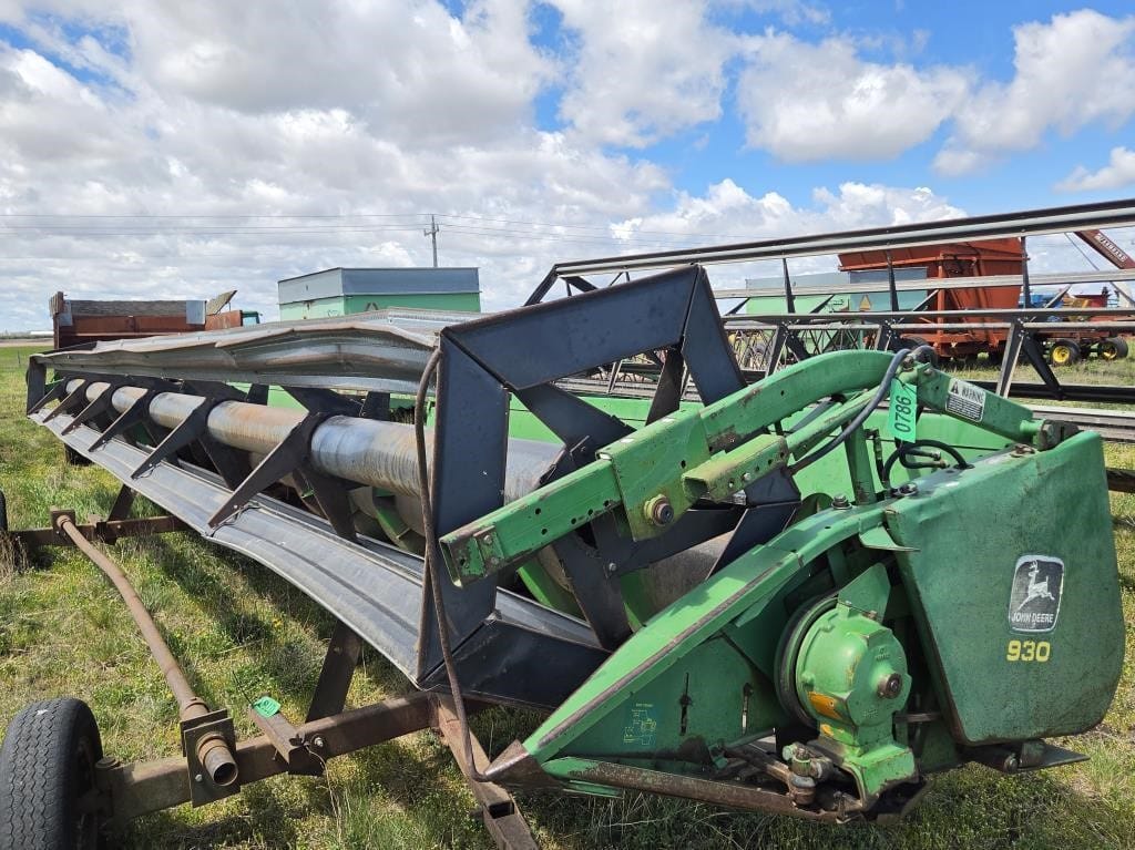 1990 John Deere 930 Equipment Image0