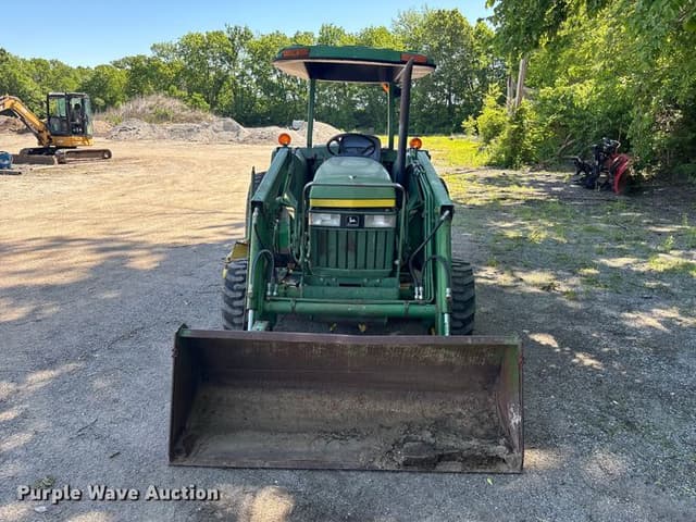 Image of John Deere 1070 equipment image 1