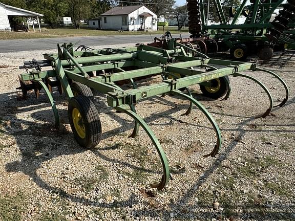 Image of John Deere 1710 equipment image 3